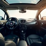 Intérieur de fiat 500 : élégance et technologies modernes